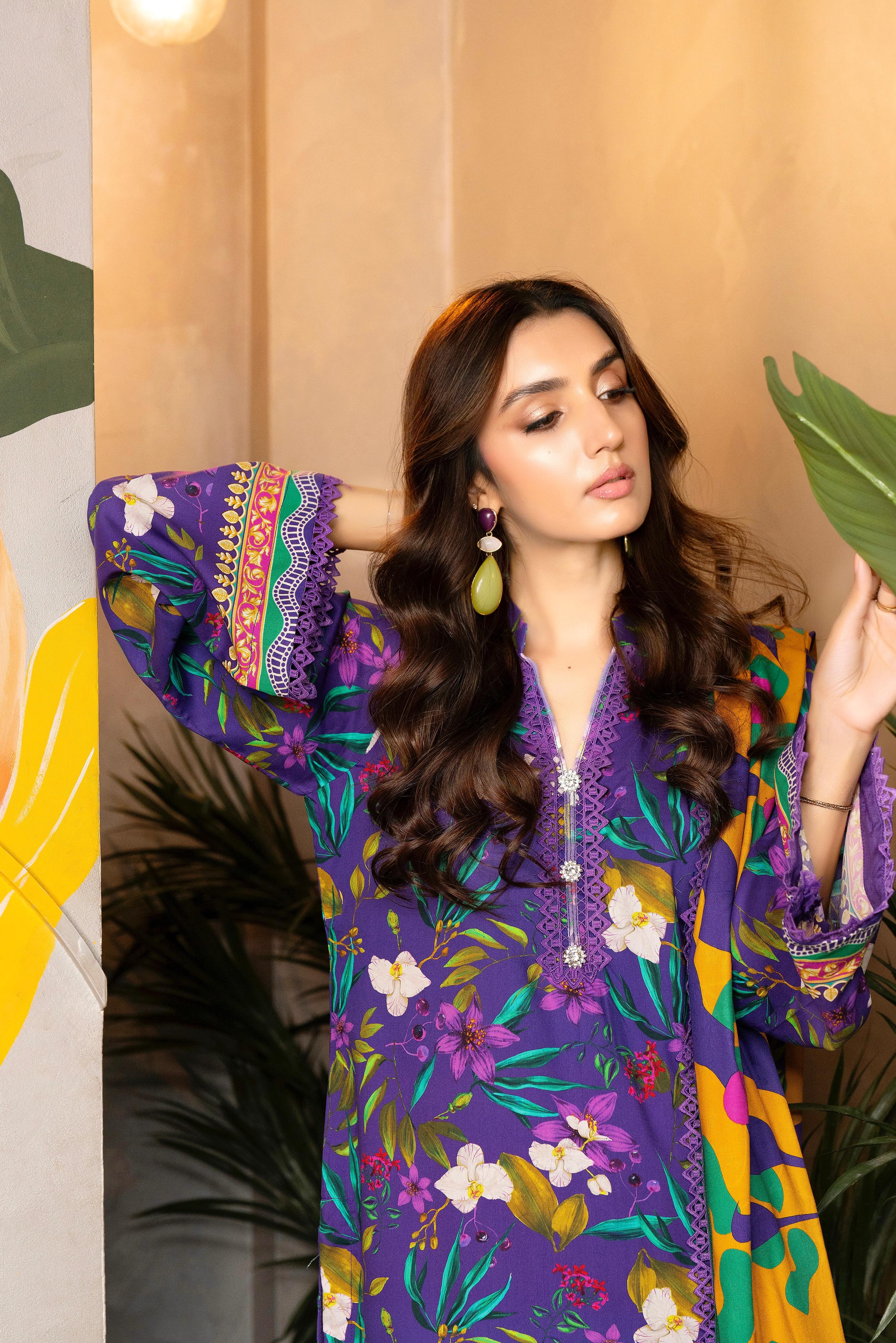 Royal Bloom - Festive 3-Piece Suit